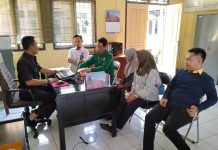 Penandatanganan MOU Posbakumadin Pesisir Barat dengan Pengadilan Negri Liwa