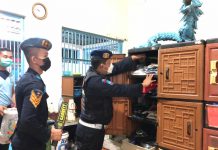 KPLP Lapas Kota Agung Beserta Jajarannya Razia Kamar Hunian WBP Secara Mendadak Cegah Adanya Barang Terlarang