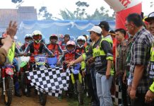 Bupati Lampung Barat Melepas Gas Amal Trail Adventure